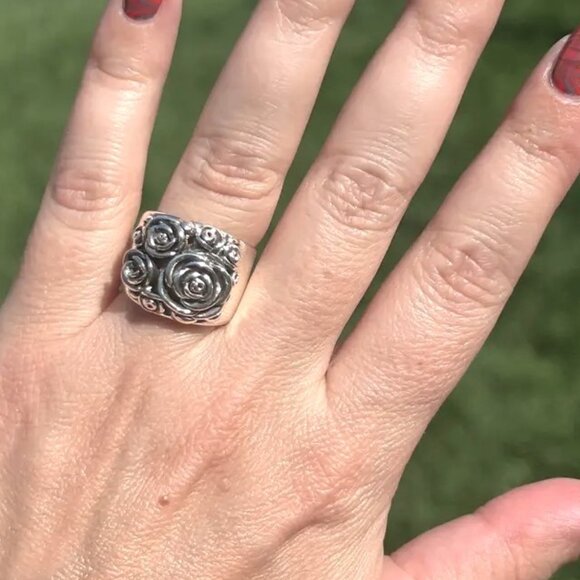 Ring Silver Bold Swirl Rose Flower Metal SZ 9 Boho Hippie Trendy Stylish Boho - Picture 3 of 5